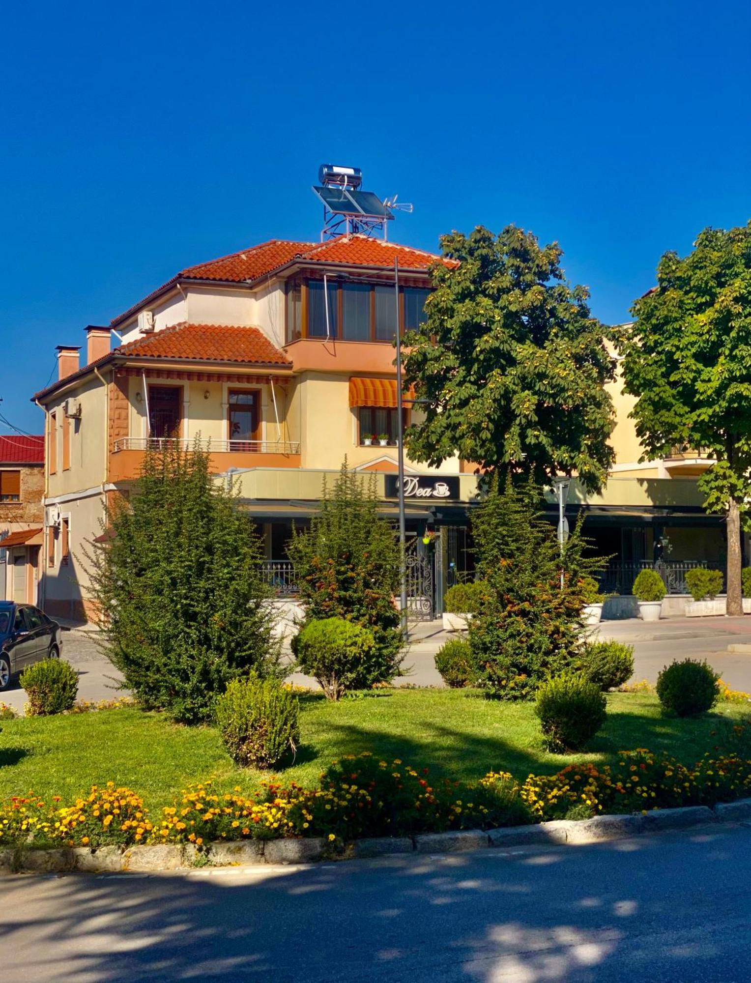 Vila A Hotel Korce Exteriér fotografie